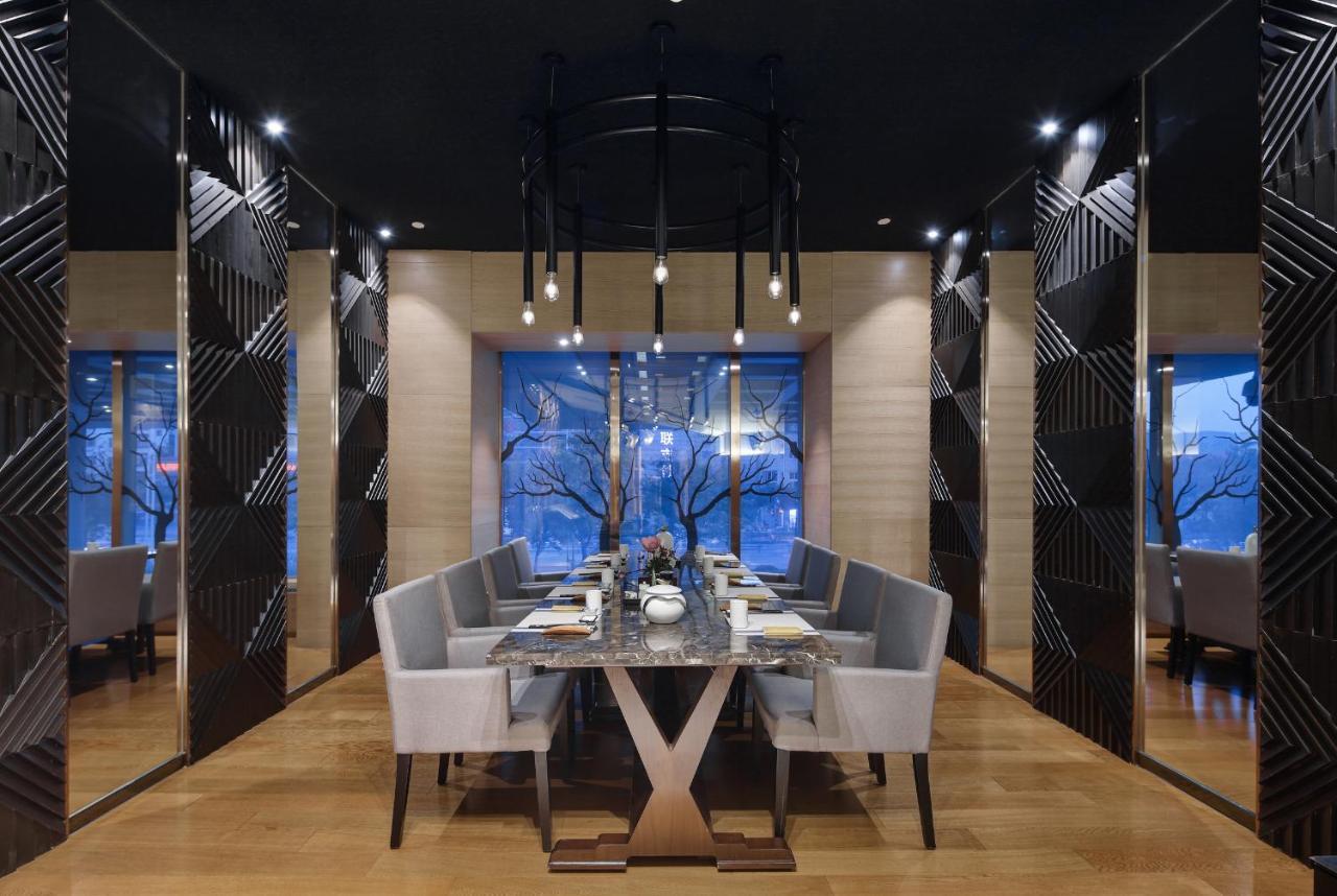Jinan Luxury Blue Horizon Hotel ภายนอก รูปภาพ