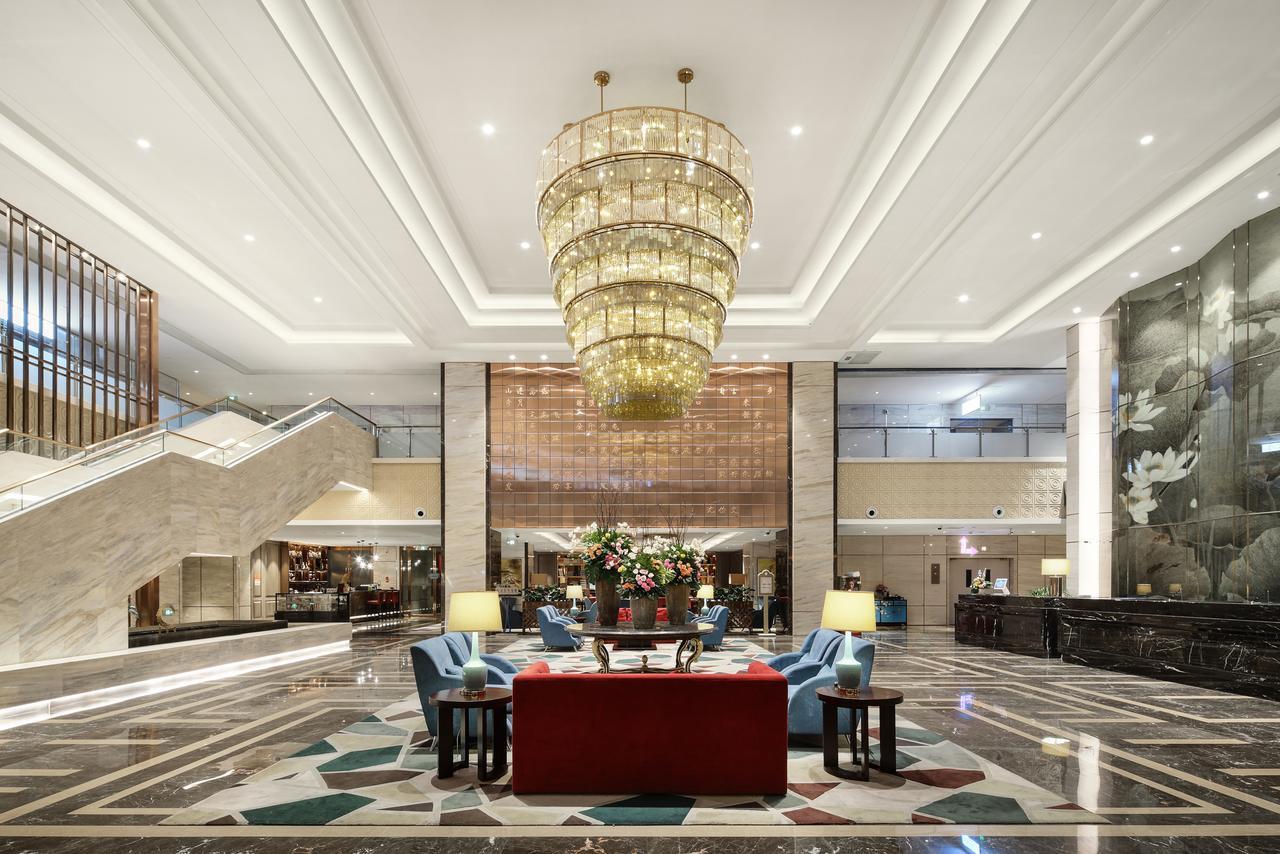 Jinan Luxury Blue Horizon Hotel ภายนอก รูปภาพ