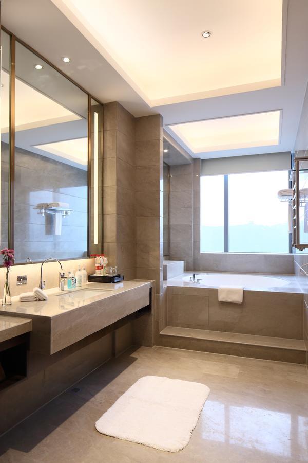 Jinan Luxury Blue Horizon Hotel ภายนอก รูปภาพ