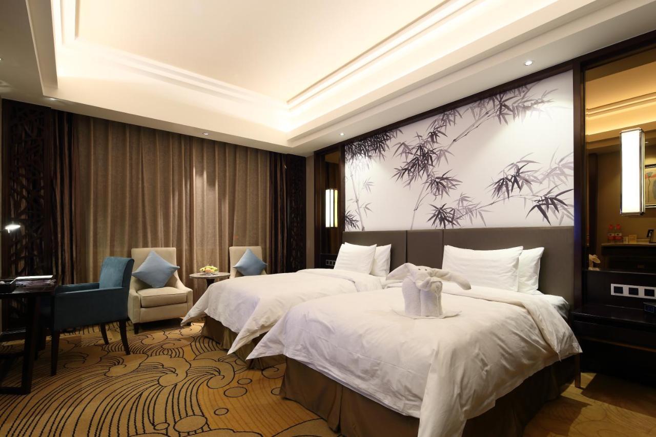Jinan Luxury Blue Horizon Hotel ภายนอก รูปภาพ
