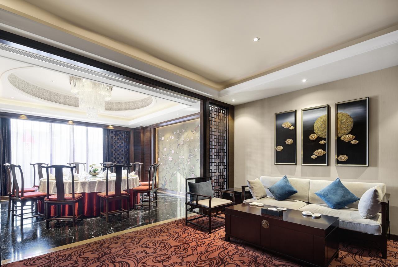 Jinan Luxury Blue Horizon Hotel ภายนอก รูปภาพ