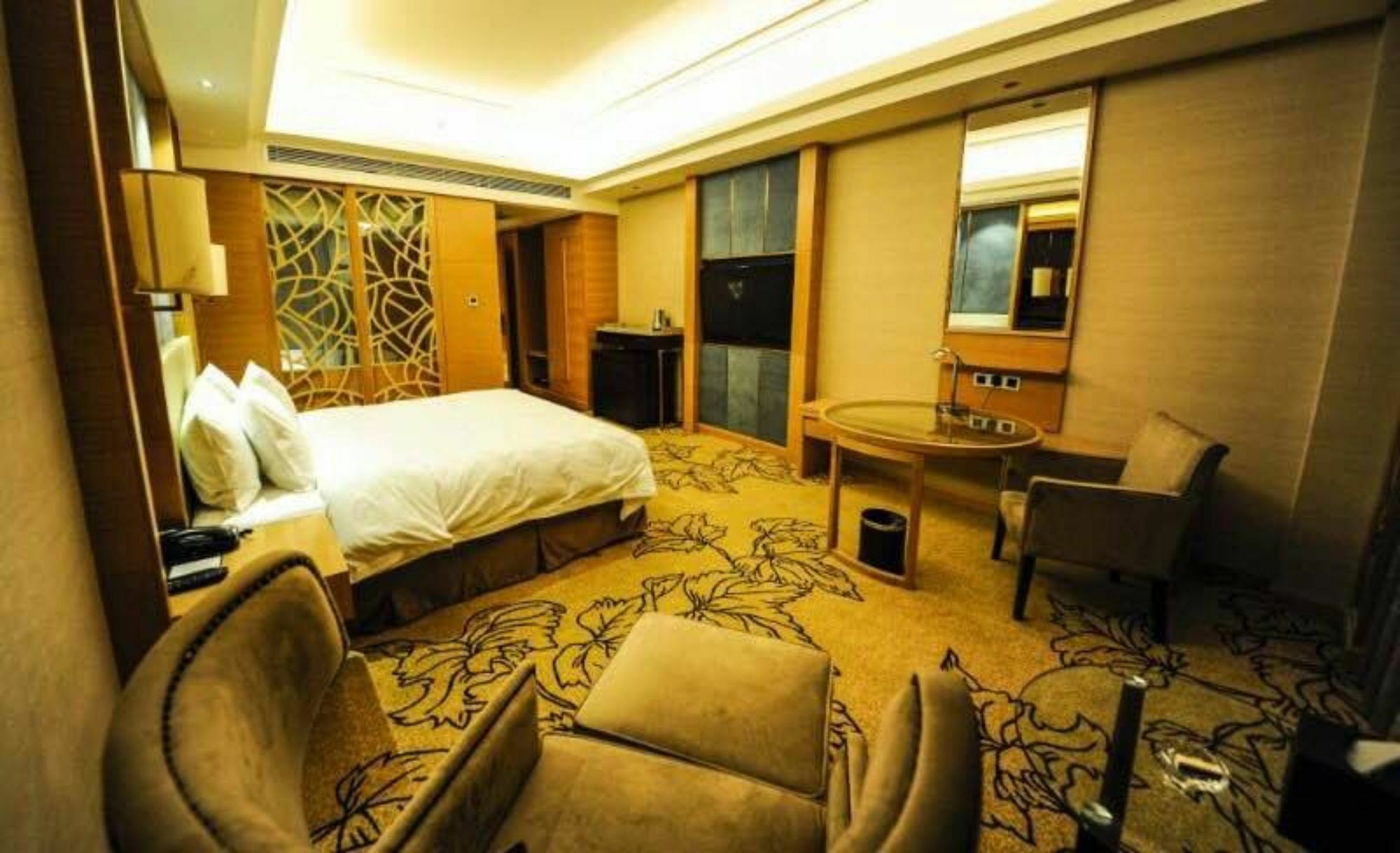 Jinan Luxury Blue Horizon Hotel ภายนอก รูปภาพ