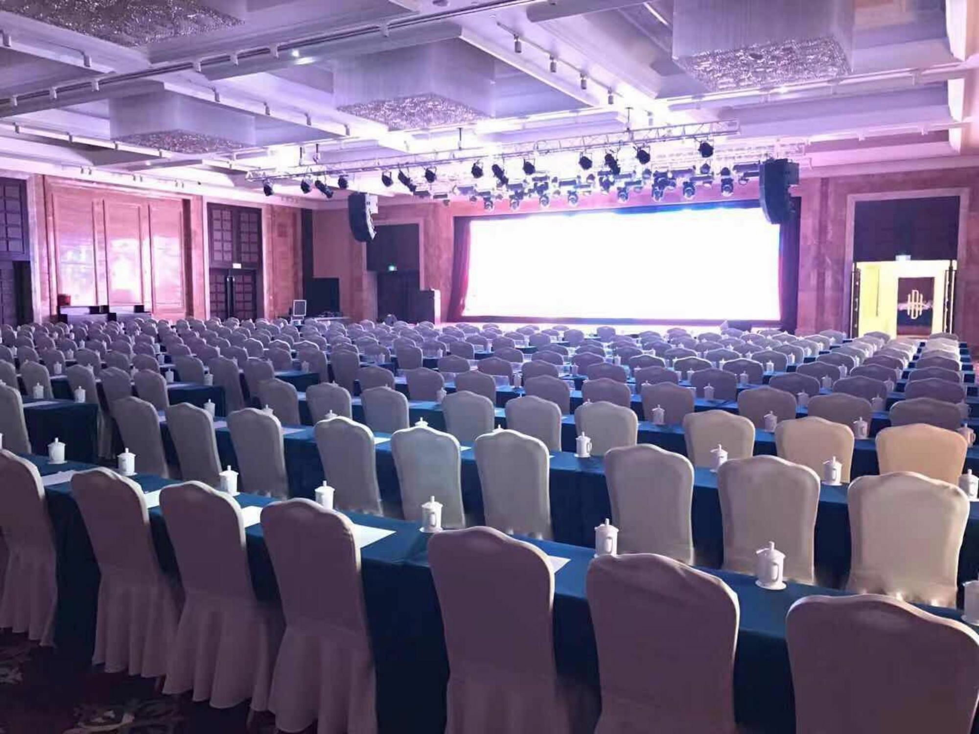 Jinan Luxury Blue Horizon Hotel ภายนอก รูปภาพ